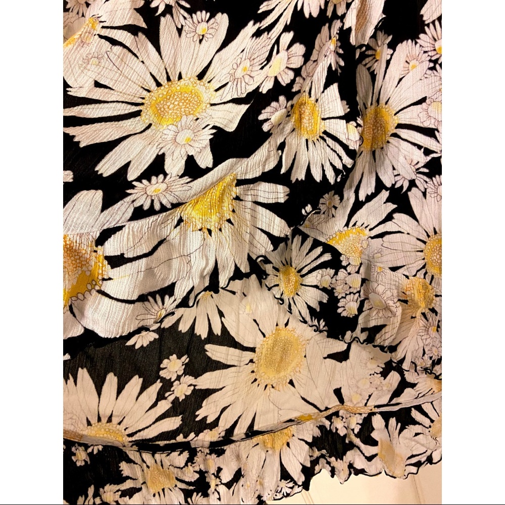 NWOT Plus Size LC Lauren Conrad Daisy Wrap Skirt Size 1X - Picture 5 of 8
